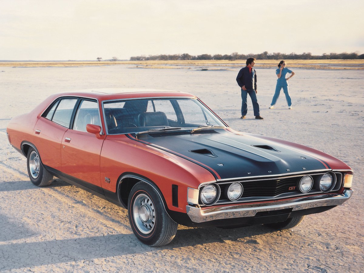 Ford Falcon XA Sedan