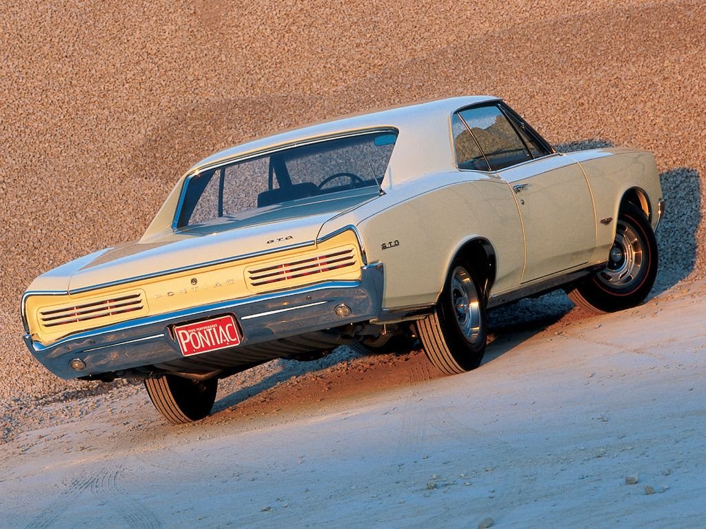 pontiac_tempest_gto