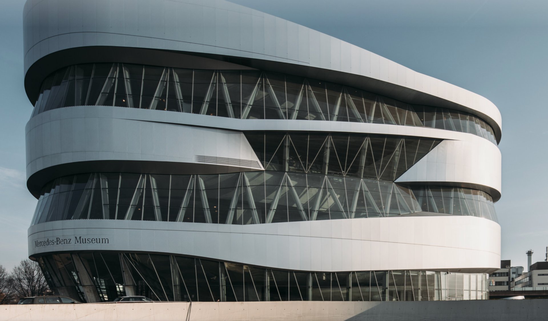 a-visit-to-the-world-s-greatest-car-museum-the-mercedes-benz-museum