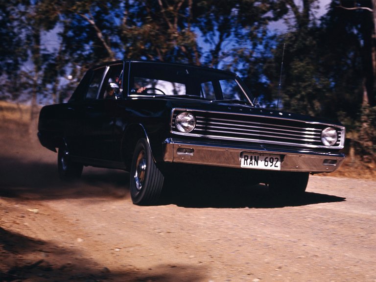 Read more about the article Chrysler VE-VG VIP