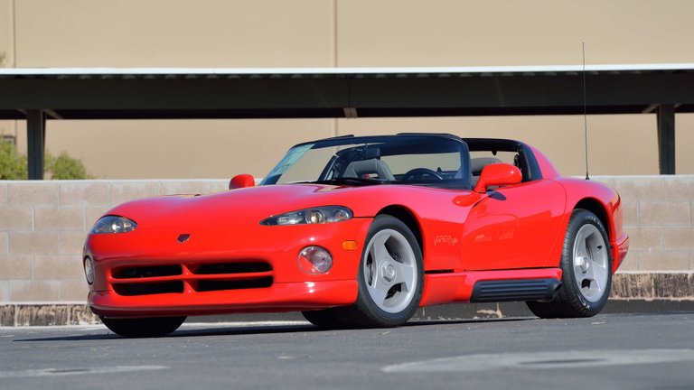 Read more about the article Dodge Viper RT/10 Roadster