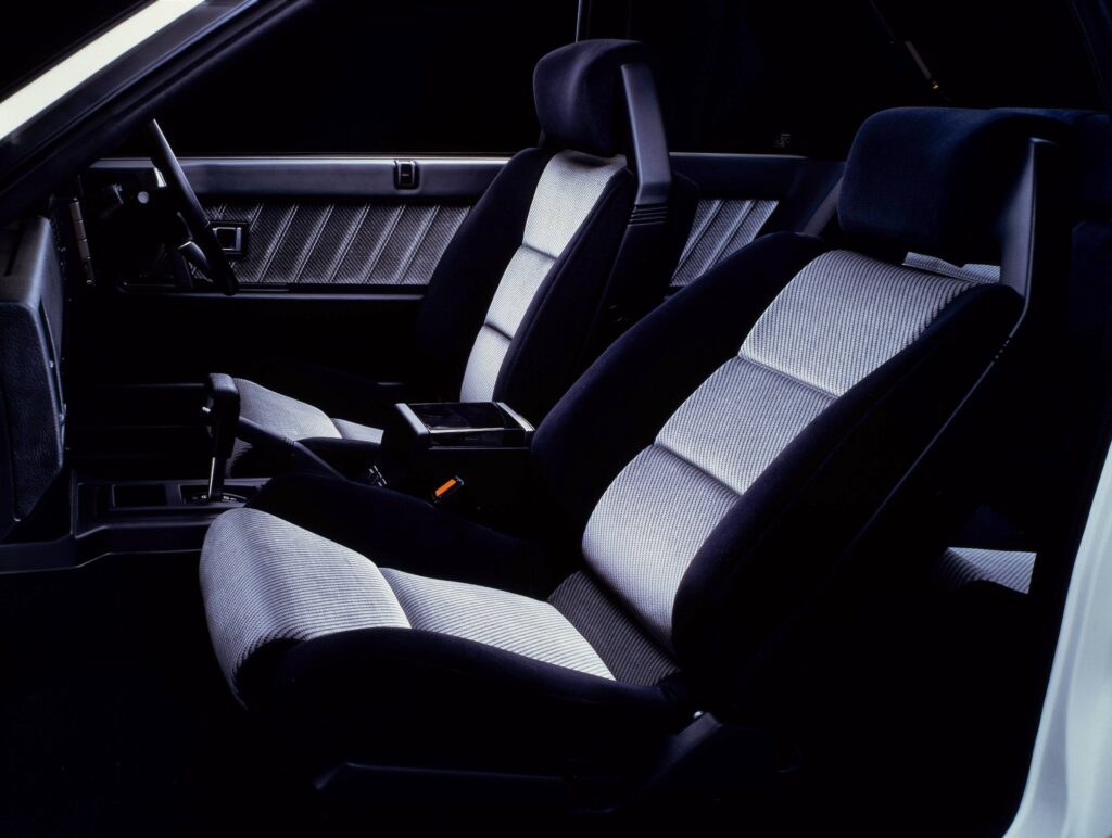 Nissan Skyline GTS-X Turbo Coupe - Retro Rides
