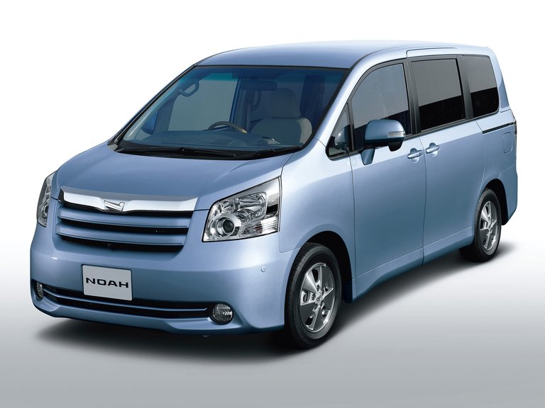 Read more about the article Toyota Noah