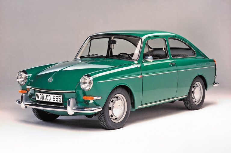 Read more about the article Volkswagen 1500/1600 Fastback