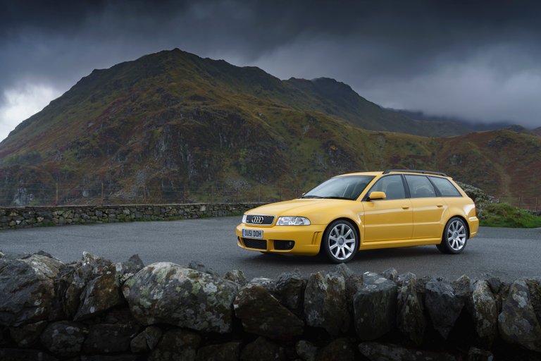 Read more about the article Audi RS4 Wagon