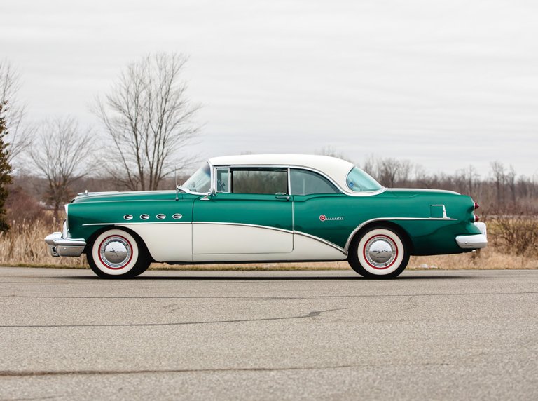 Read more about the article Buick Century/Roadmaster Hardtop