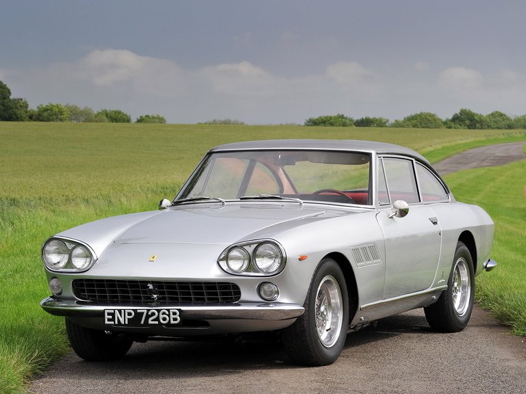 Read more about the article Ferrari 330GT
