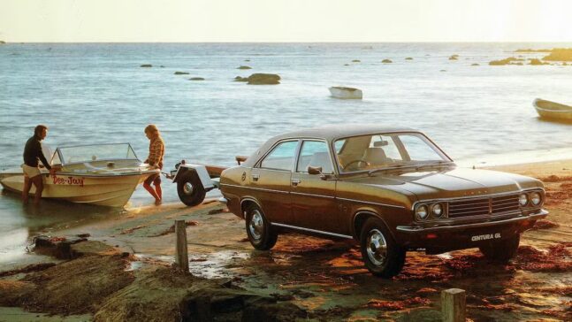 Chrysler Centura GL towing boat