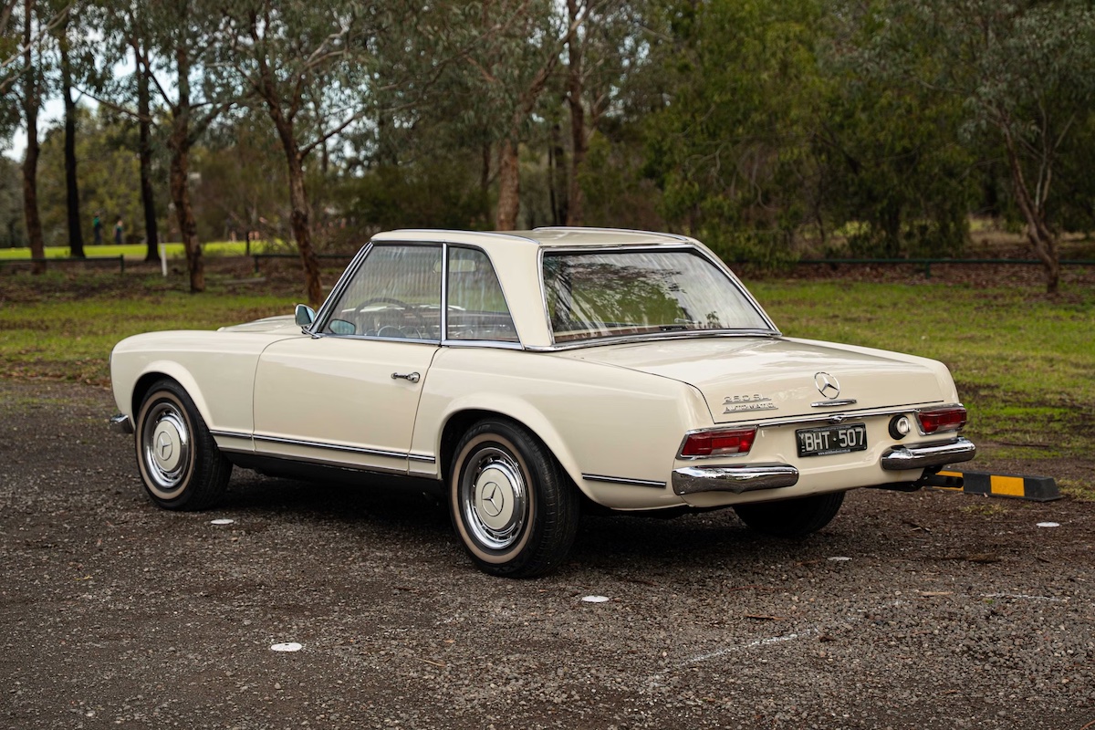 1967 Mercedes-Benz 250 SL Pagoda