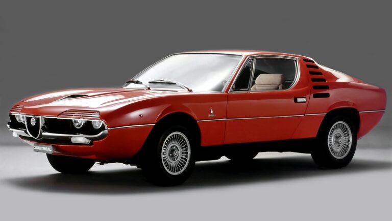 Alfa Romeo Montreal