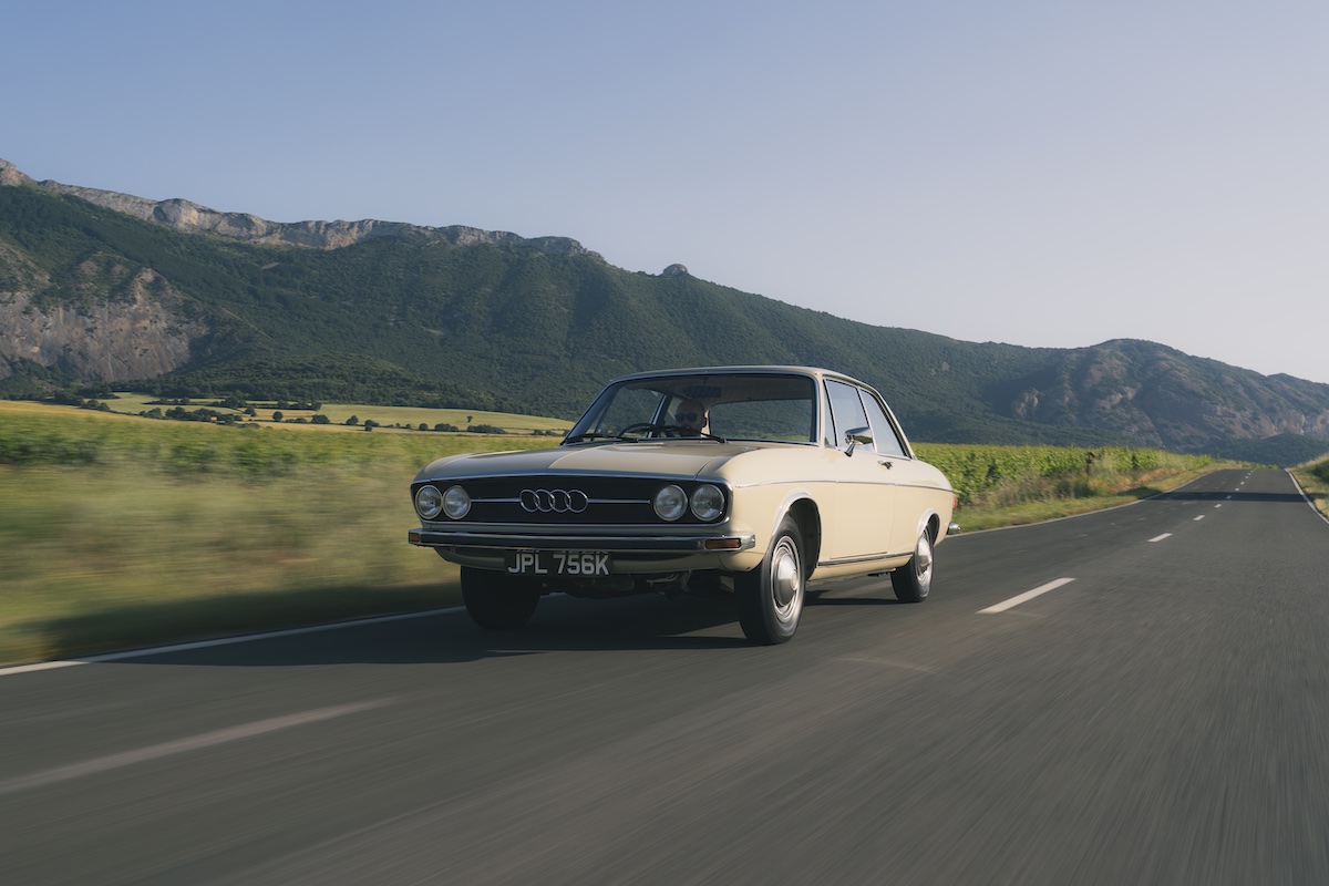 Audi 100 GL Sedan