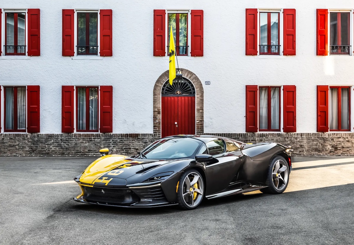 2025 Ferrari Daytona SP3 'Tailor Made'