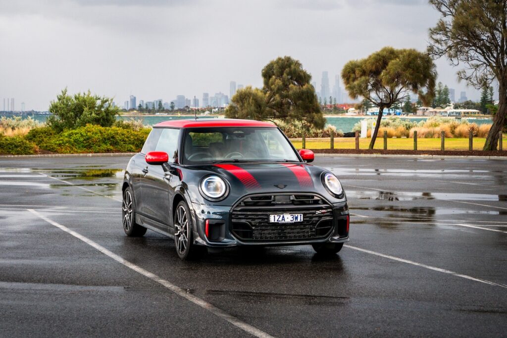 2025 Mini John Cooper Works Favoured