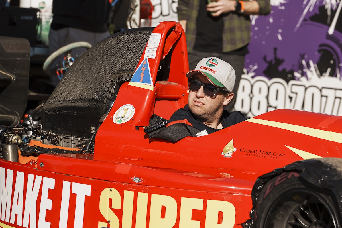 Outright winner Dean Amos in his Gould racecar