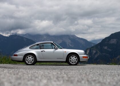Porsche 911 964 Carrera 4 Coupe Side