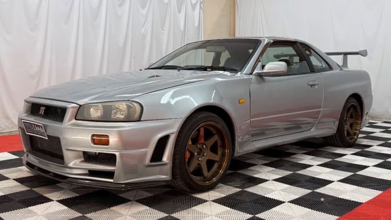 Nissan Skyline R34 GT-R V-Spec