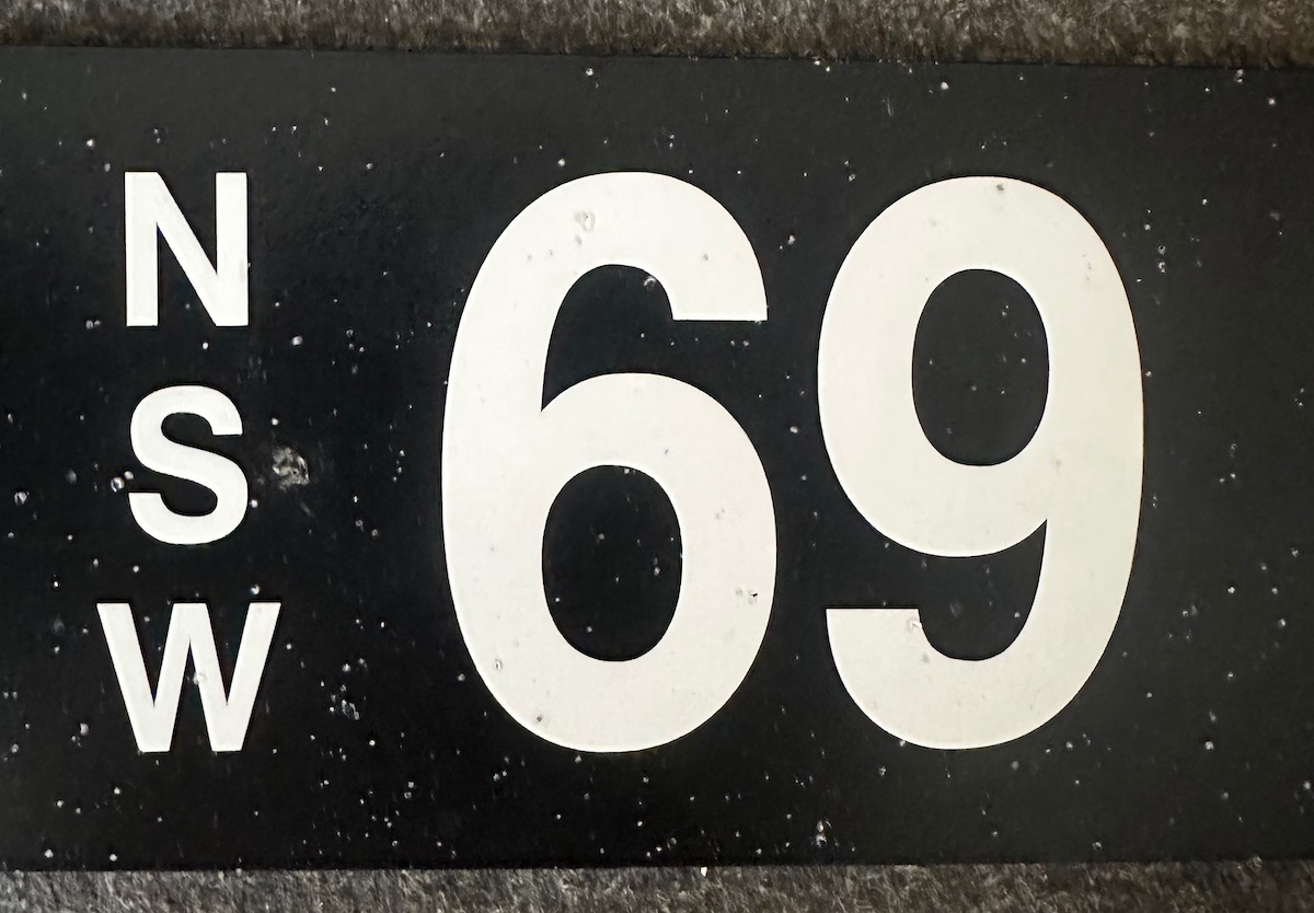NSW heritage plate 69