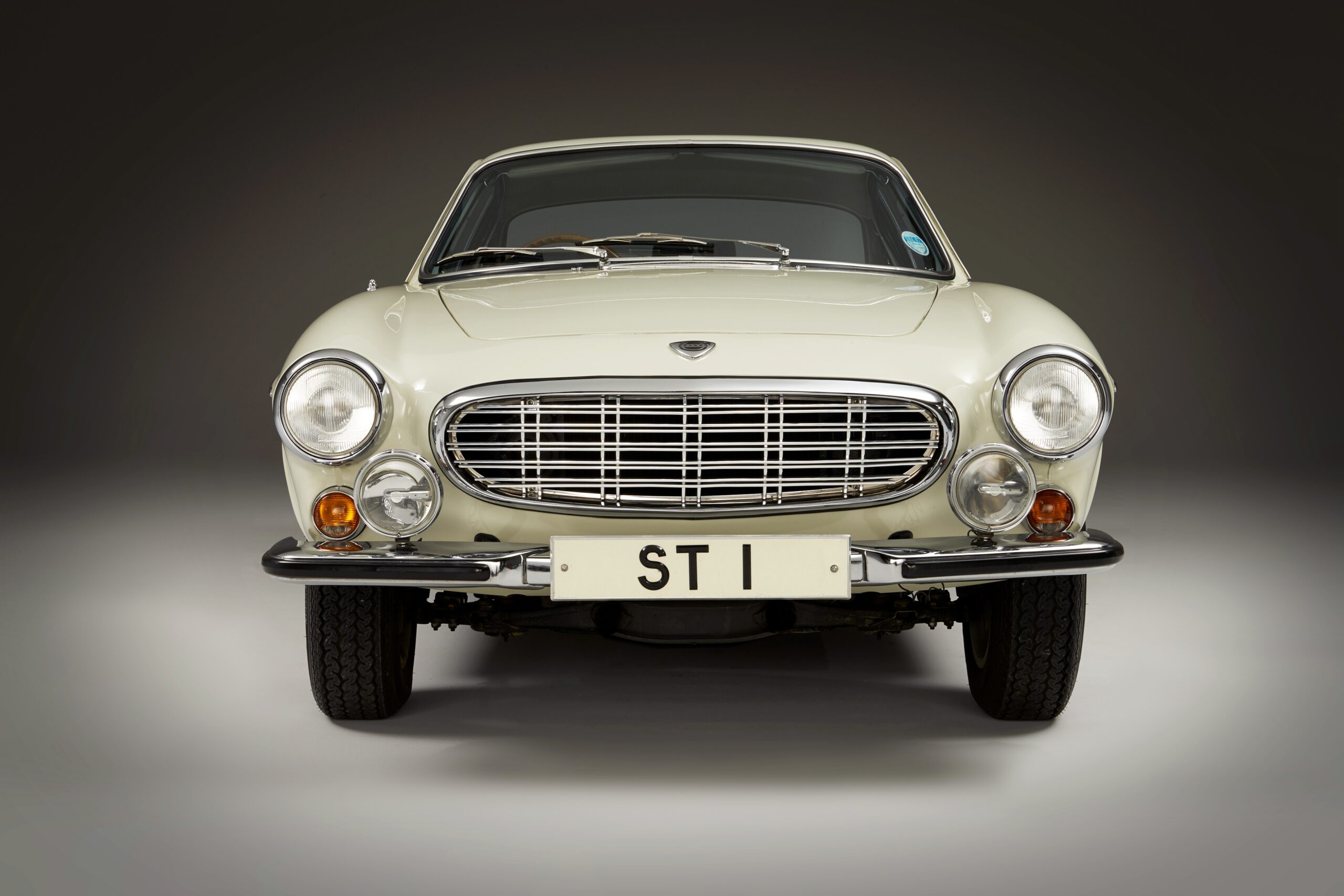 Volvo P1800 from The Saint