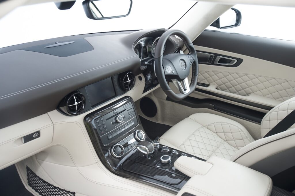 Mercedes-Benz SLS AMG GT Coupe interior