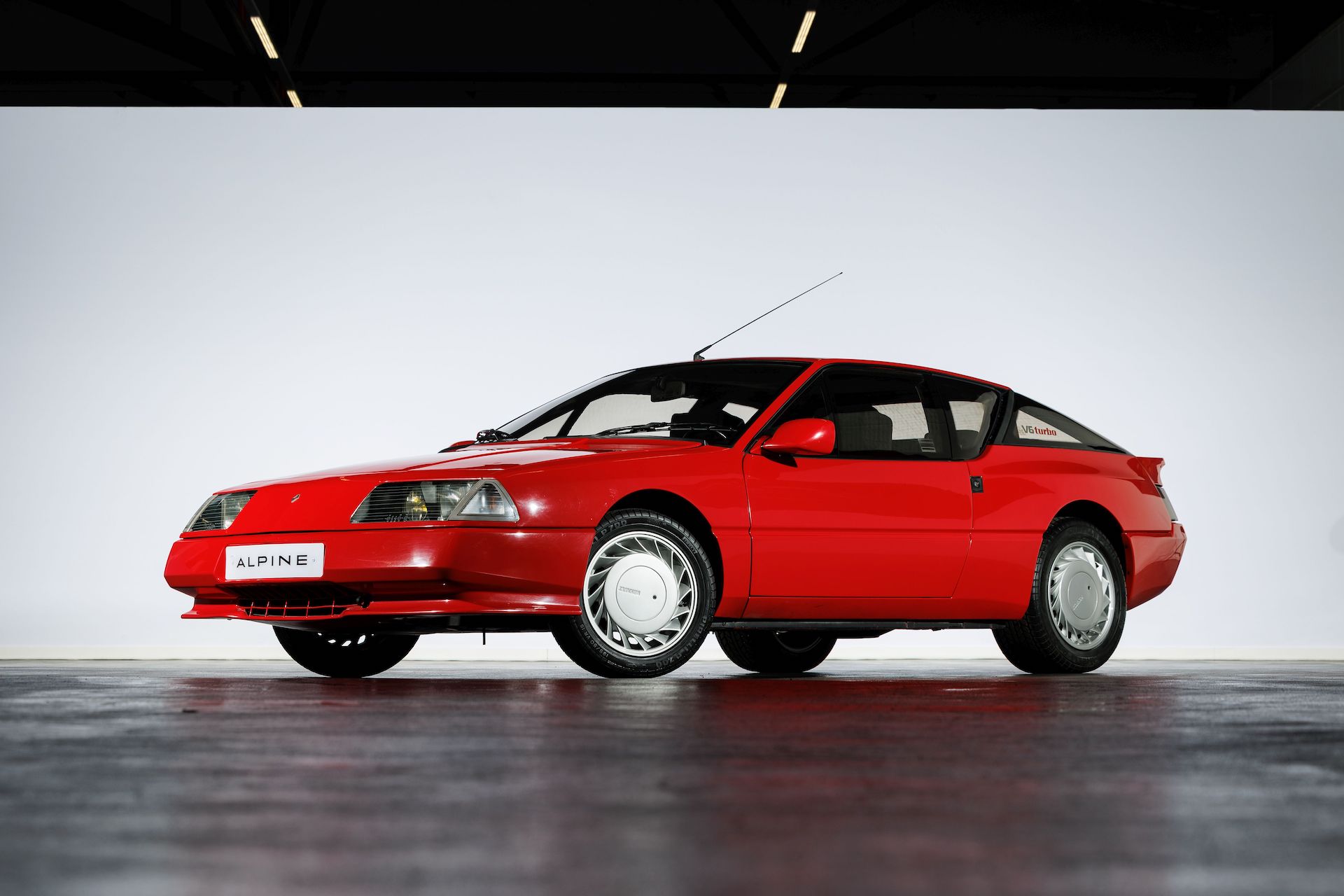 Renault & Artcurial Motorcars announce the exceptional sale of 100 historic vehicles from the Renault collection