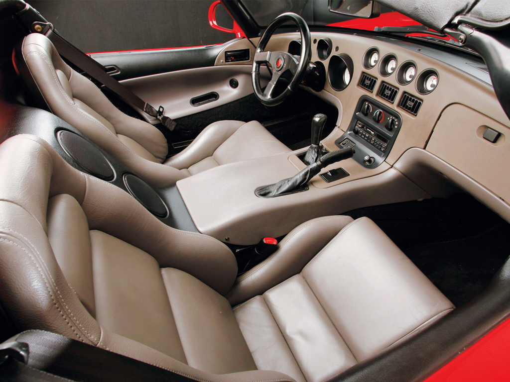 Dodge Viper RT/10 interior