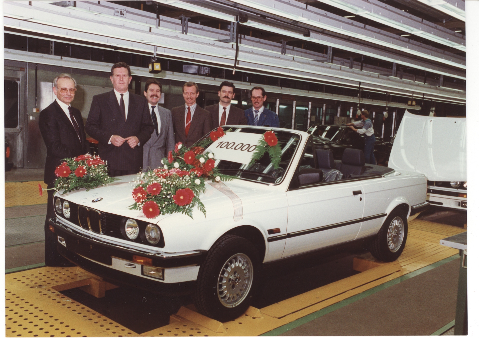 100,000th BMW 3 Series Convertible of the second generation (E30) at BMW Group plant Regensburg (1989)