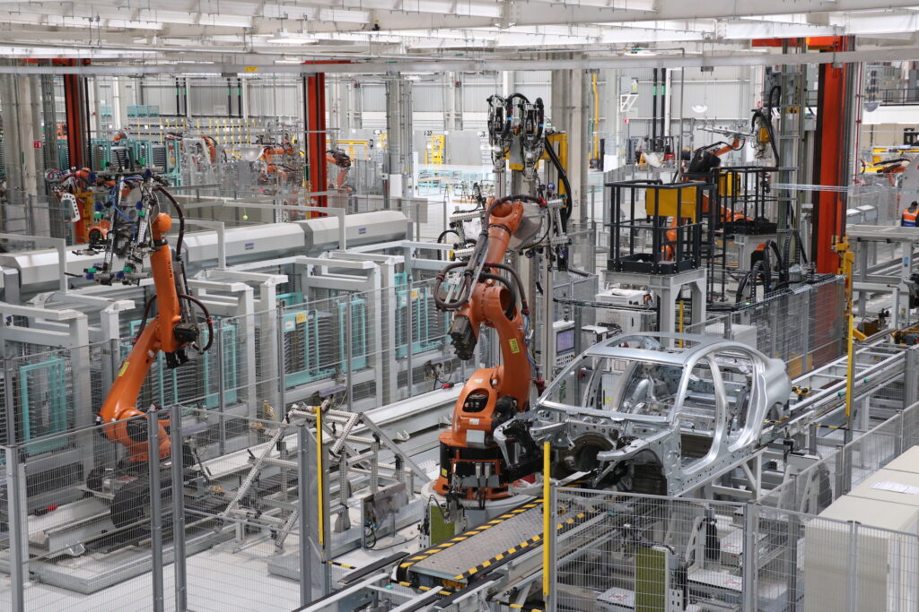 Body shop at BMW Group Plant San Luis Potosi, Mexico (06-2019)