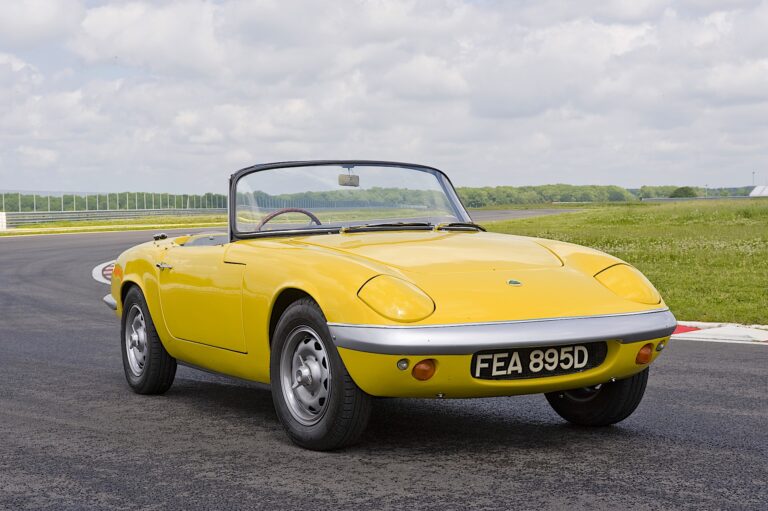 Lotus Elan