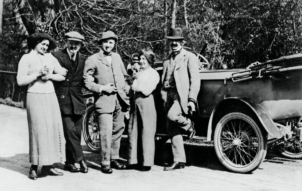 Elanor Thornton (far left) and Charles Sykes (centre)