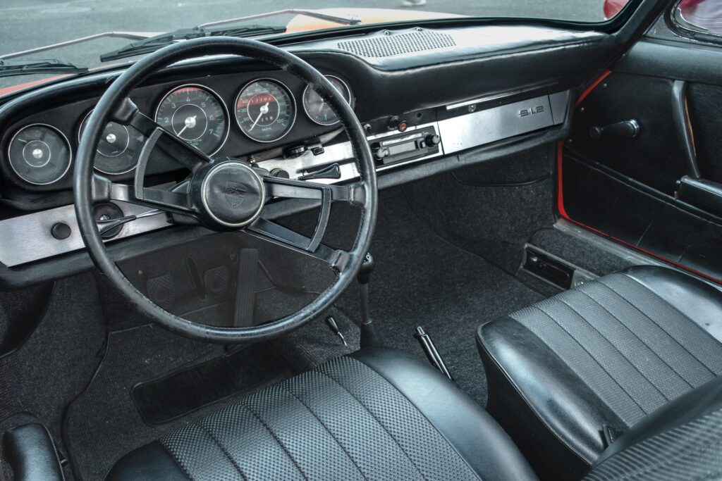 Porsche 912 Interior