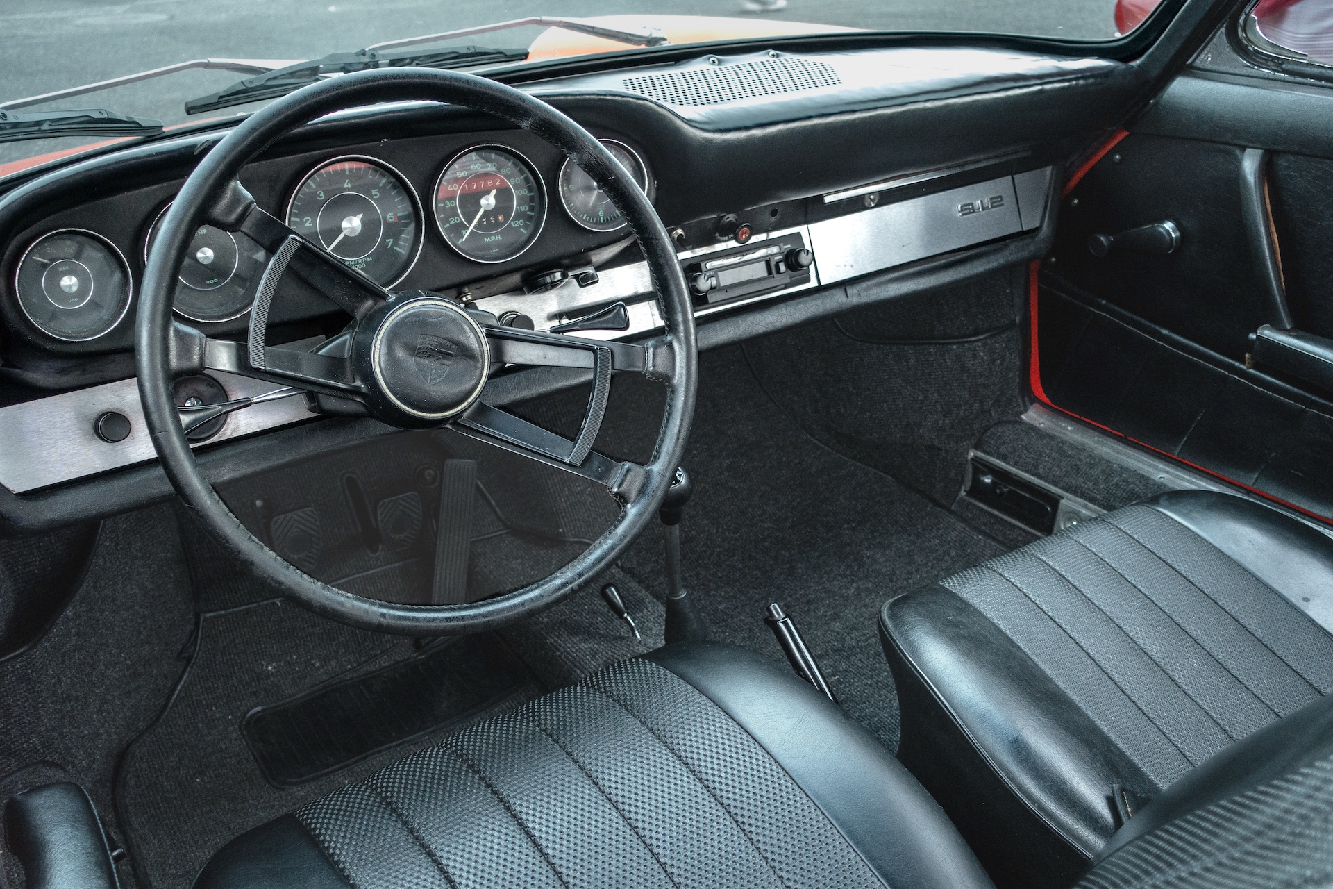 Porsche 912 Interior