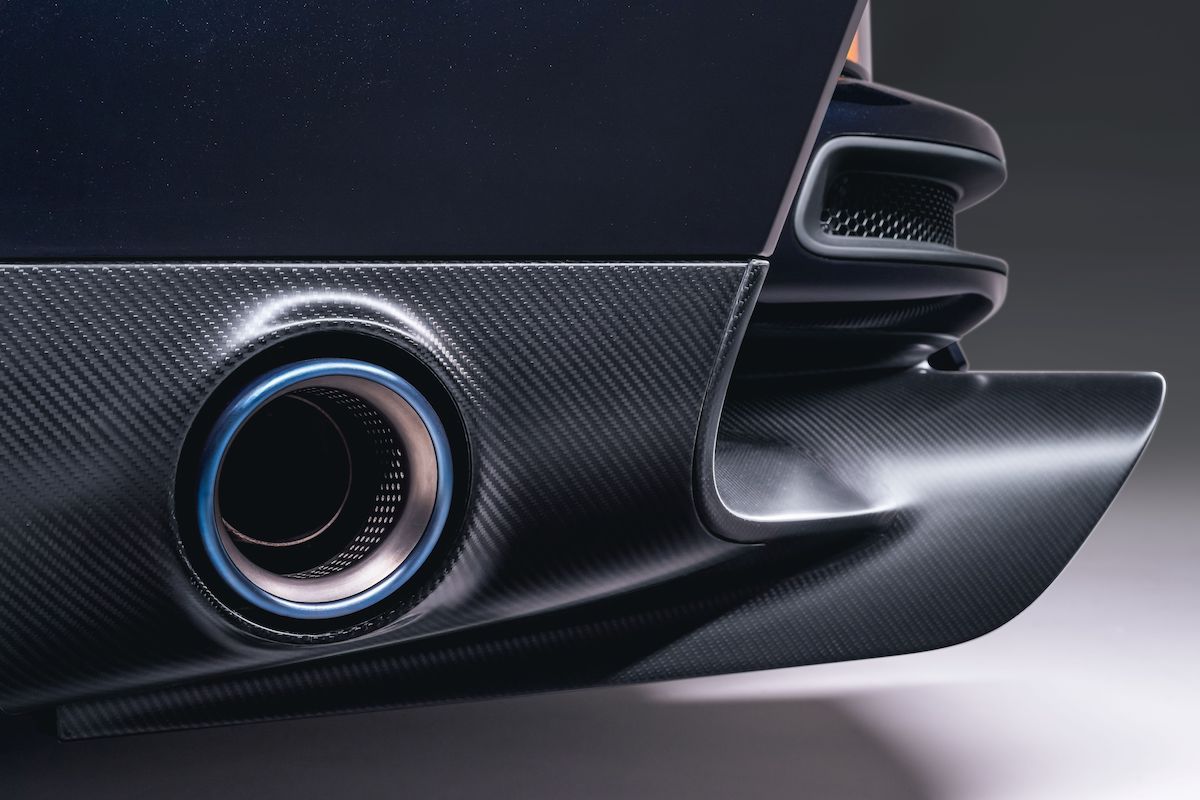 Porsche 911 Reimagined by Singer DLS Turbo 'Sorcerer'