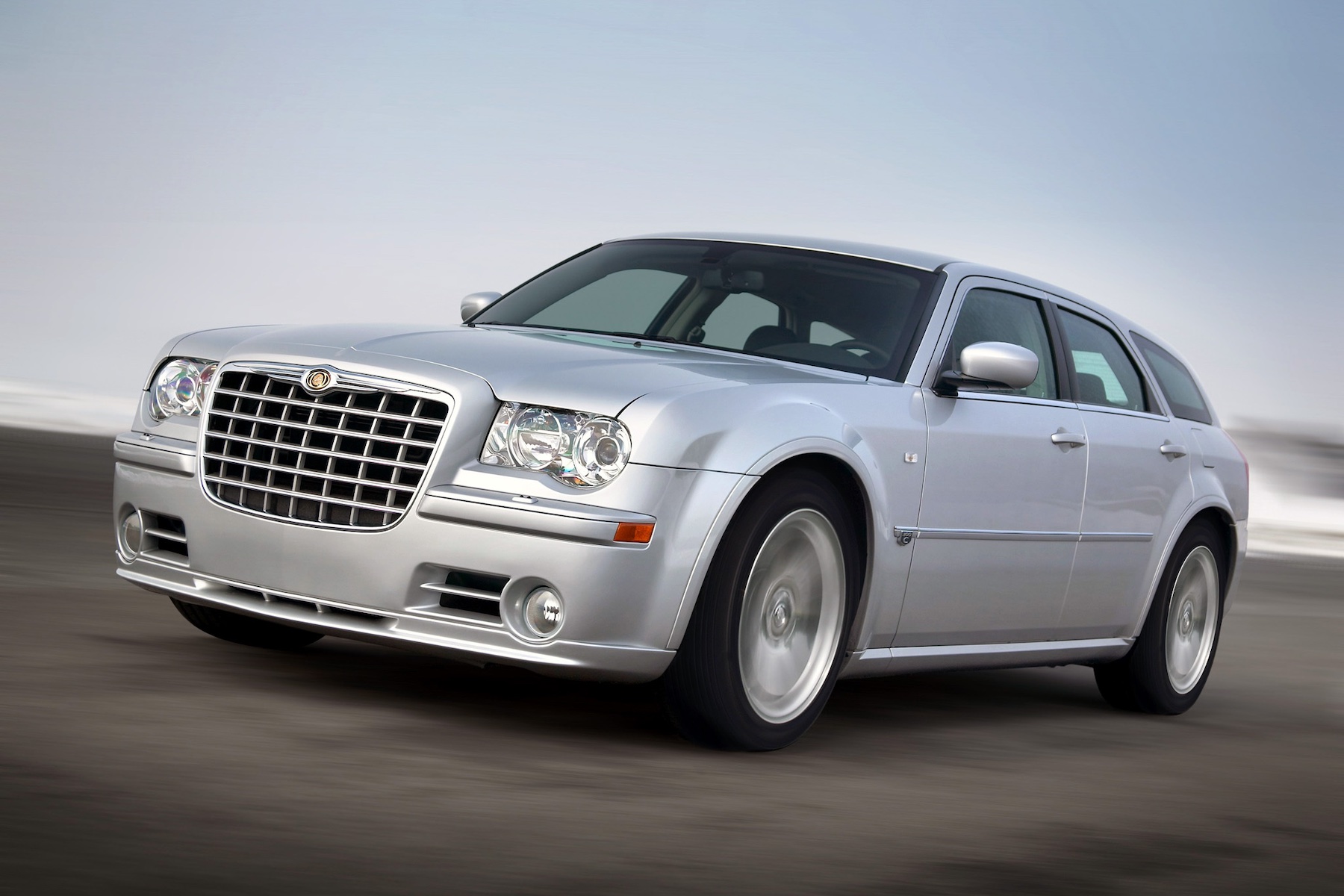 2006-11 Chrysler 300C SRT8 Touring Front Driving 2