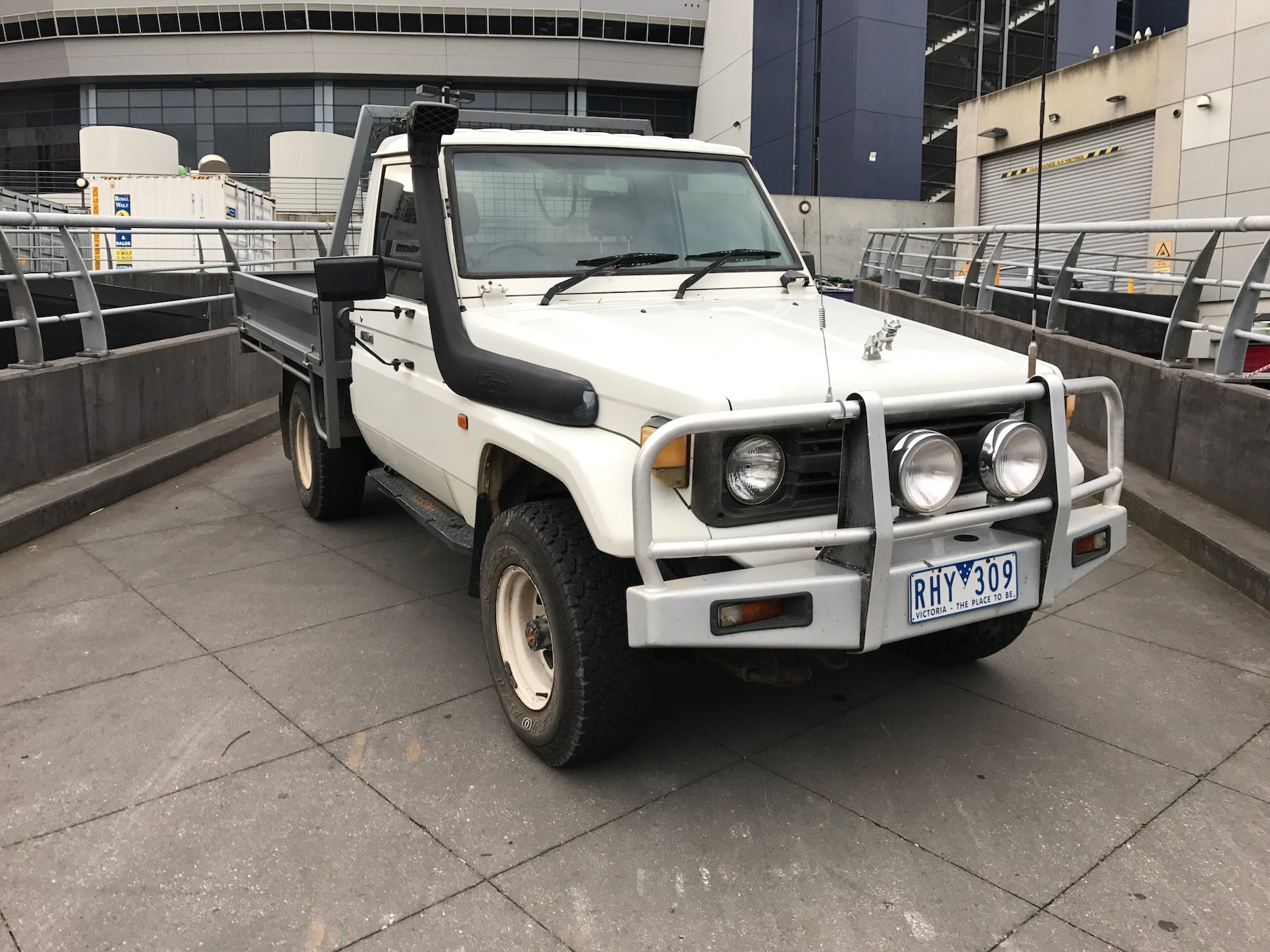 Shane Jacobson's Toyota LandCruiser 70 Series