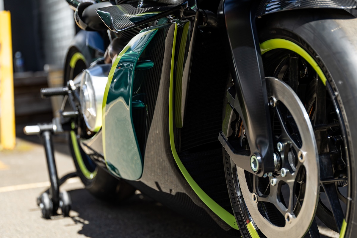 AMB 001 Pro Motorcycle