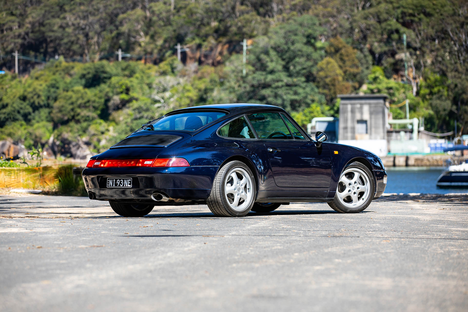 1995 Porsche 911 (993) Carrera 2 - Manual