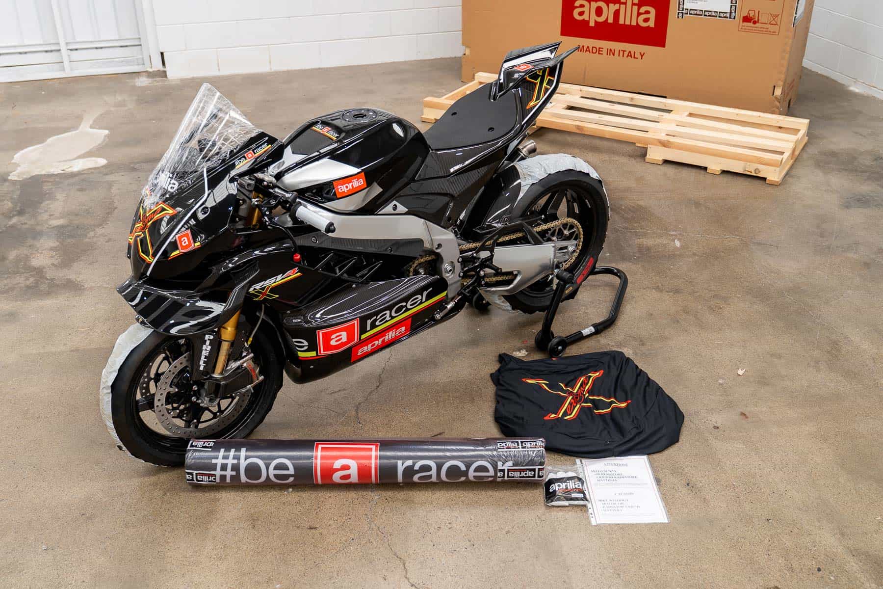 2025 Aprilia Racing RSV4 X ex3ma - Track Only