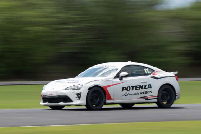 Toyota 86 fitted with Bridgestone Potenza RE005 tyres