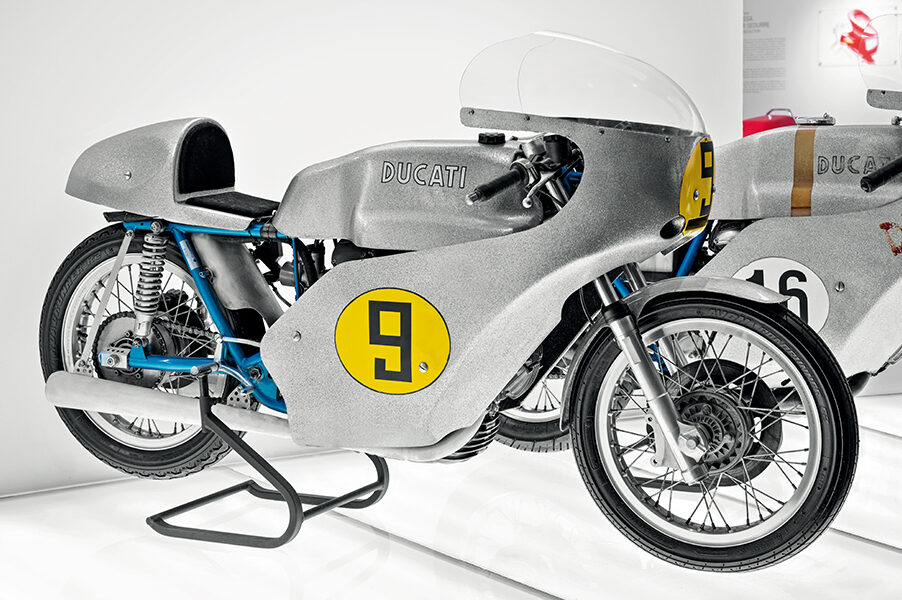 Ducati 500 GP V twin 1971