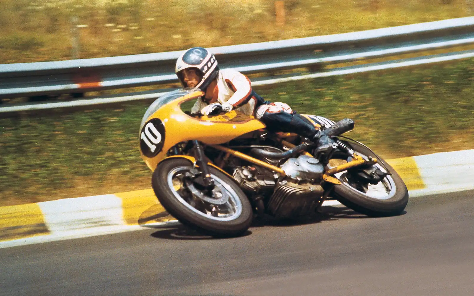 1975 Ducati 750 SS race bike