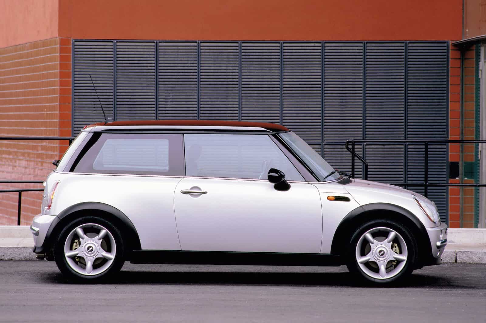 2001 Mini