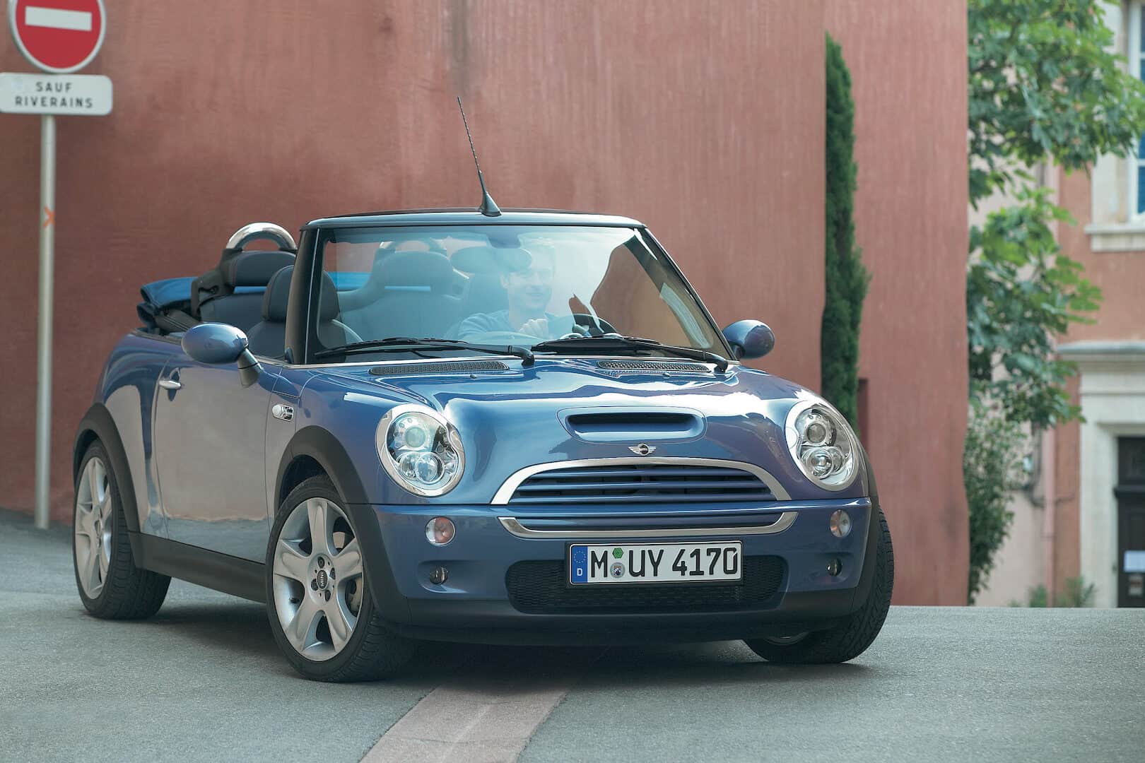 2001 Mini