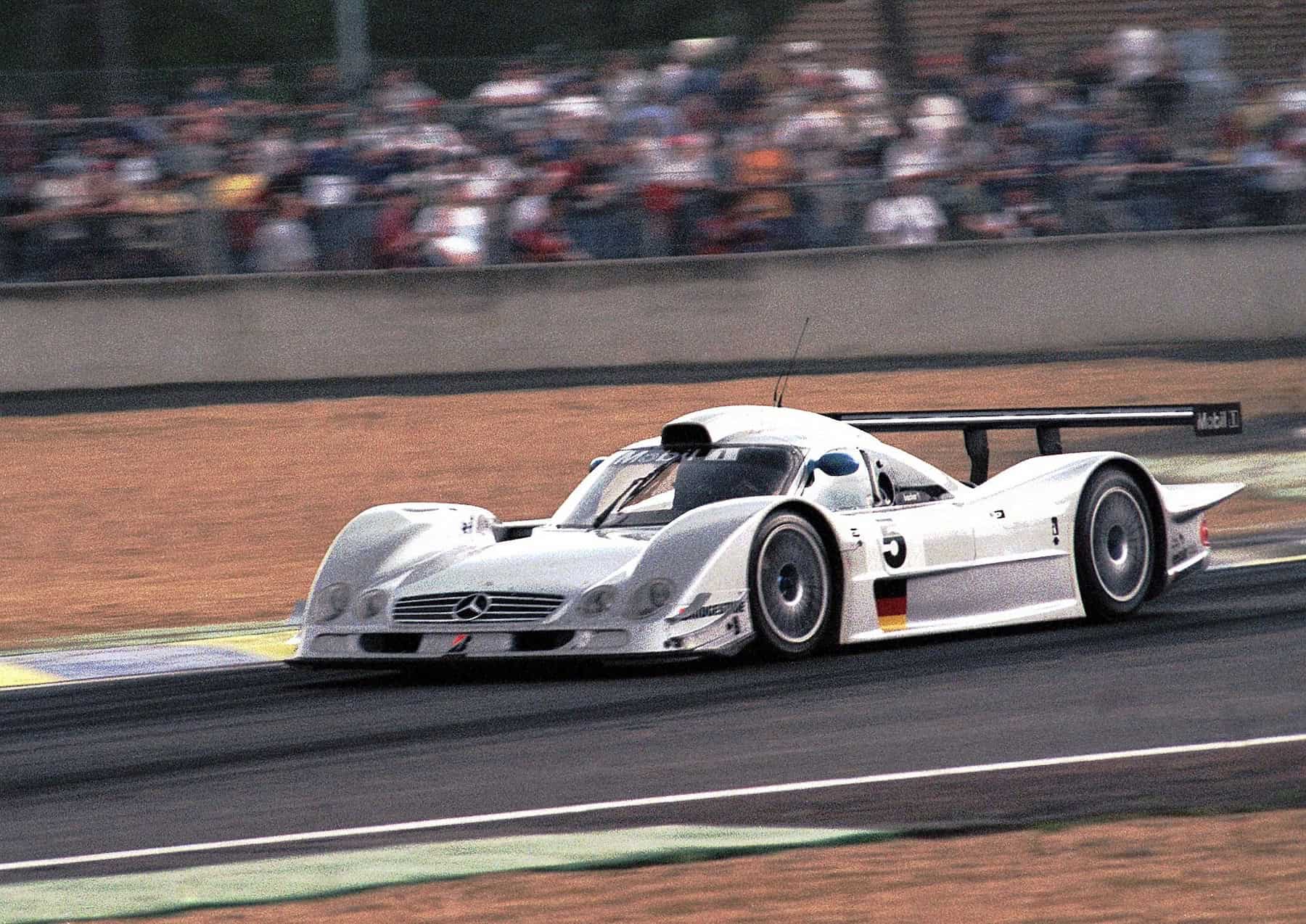 Mercedes-Benz CLR - Christophe Bouchut, Nick Heidfeld & Peter Dumbreck (who would later flip the car) exits Dunlop Chicane at the 1999 Le Mans