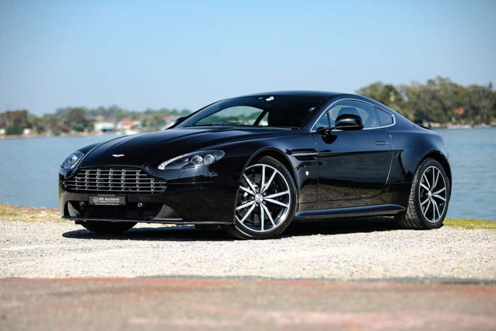 Aston Martin V8 Vantage
