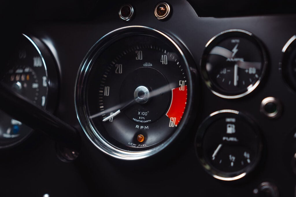 McLaren M6GT