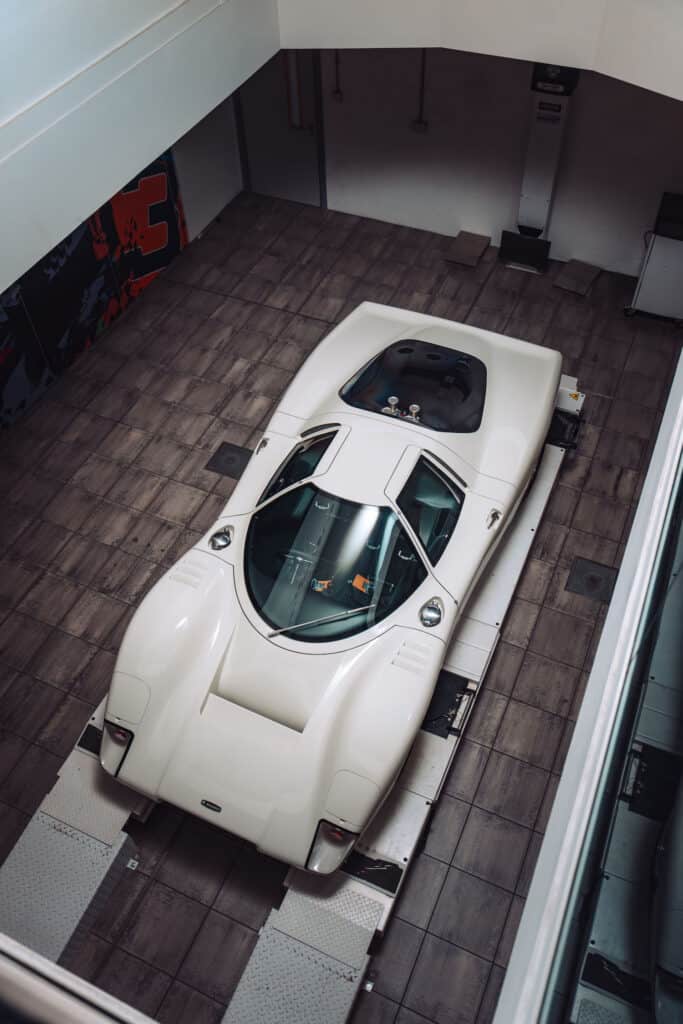 McLaren M6GT