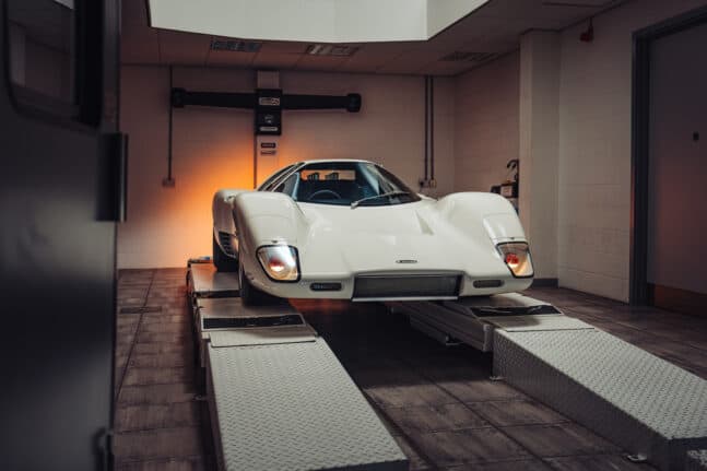 McLaren M6GT