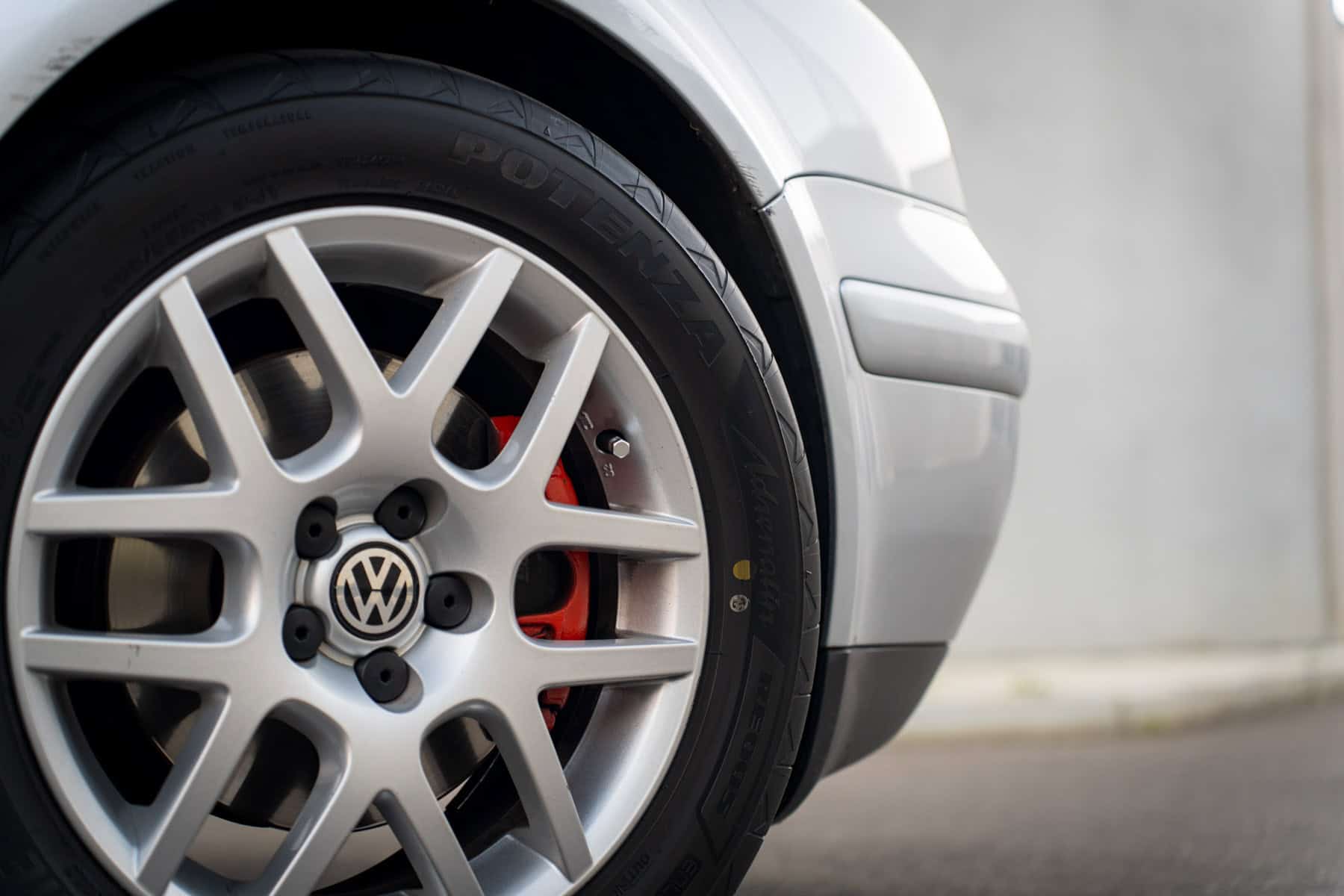 2003 Volkswagen Golf GTI with Bridgestone Potenza Adrenalin RE005 Enliten tyres