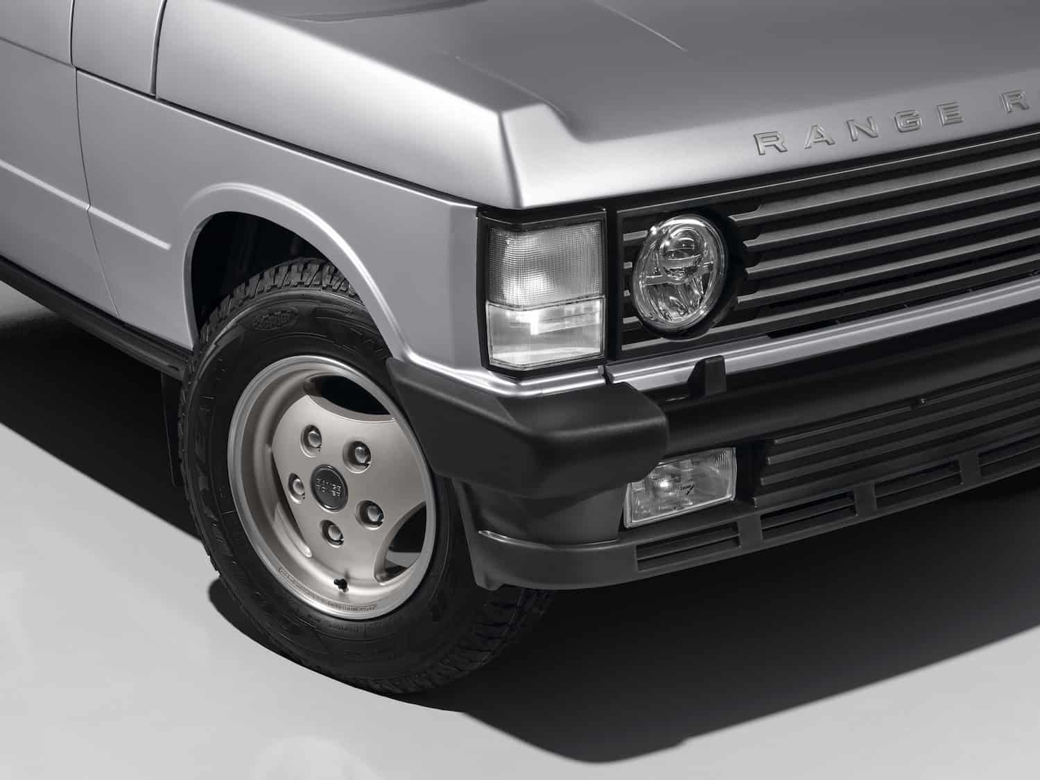 1993 Titan Silver Range Rover Classic