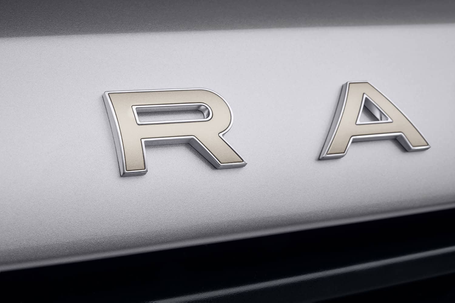 1993 Titan Silver Range Rover Classic